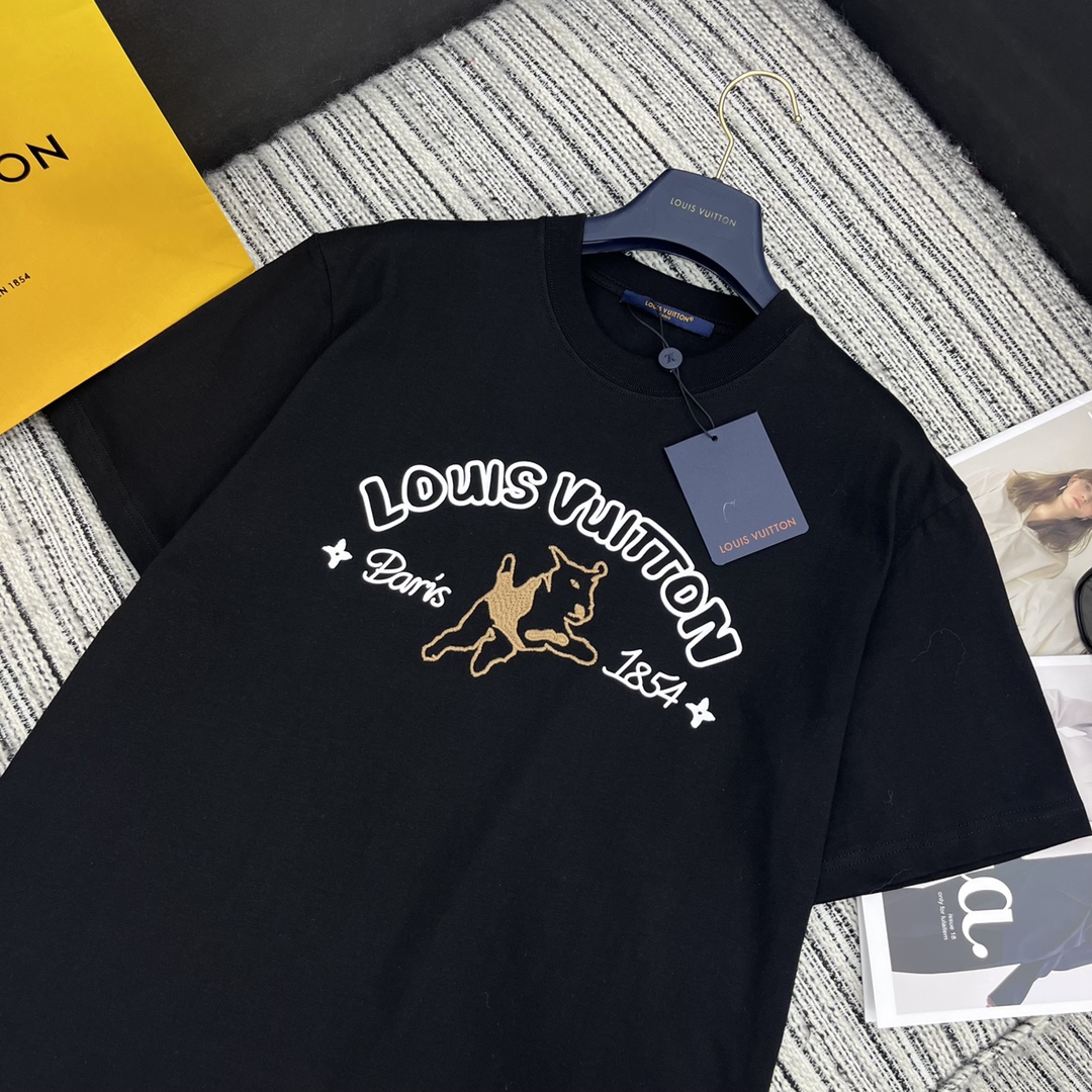 送料込 2024 ルイヴィトン 新作 半袖Tシャツ コピー