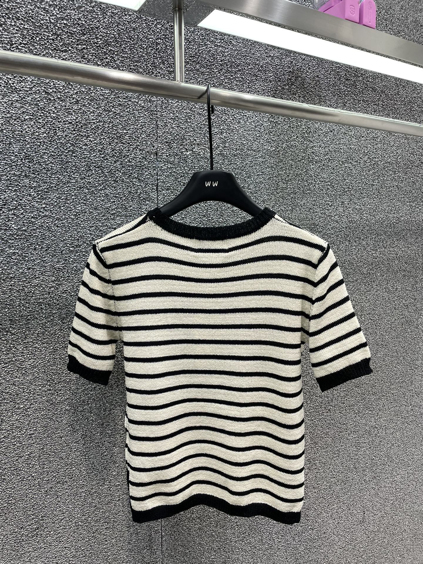売上総額１位！2024 シャネル 新作 半袖Tシャツ 偽物 2色