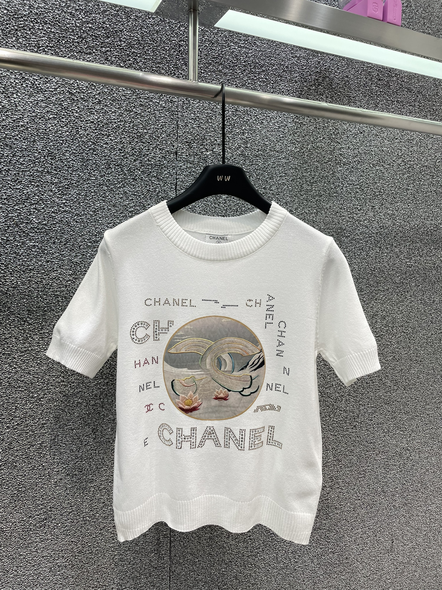 ☆超人気☆ 2024 シャネル 新作 半袖Tシャツ コピー 3色