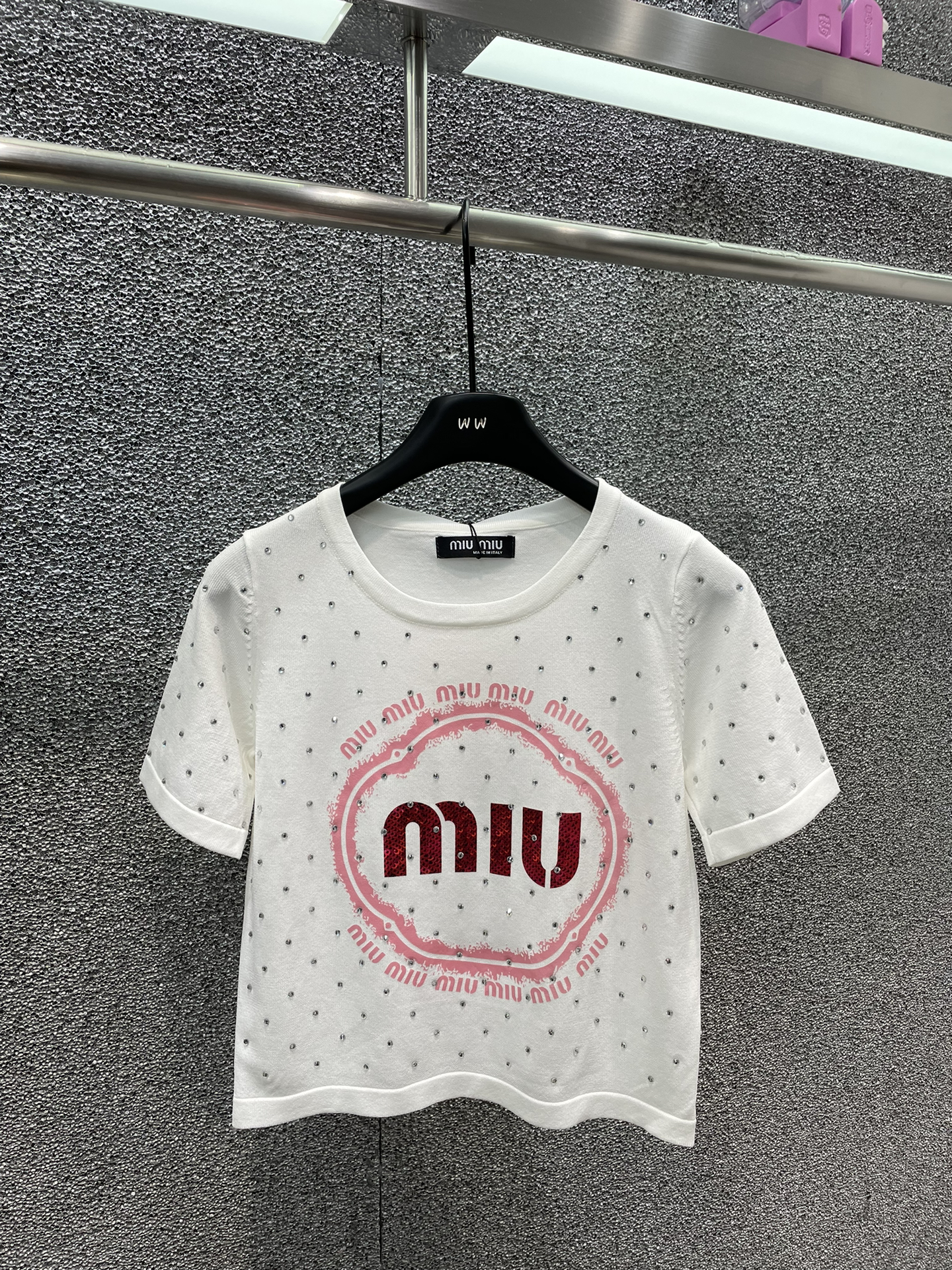 定番人気！2024 ミュウミュウ 新作 半袖Tシャツ コピー 2色