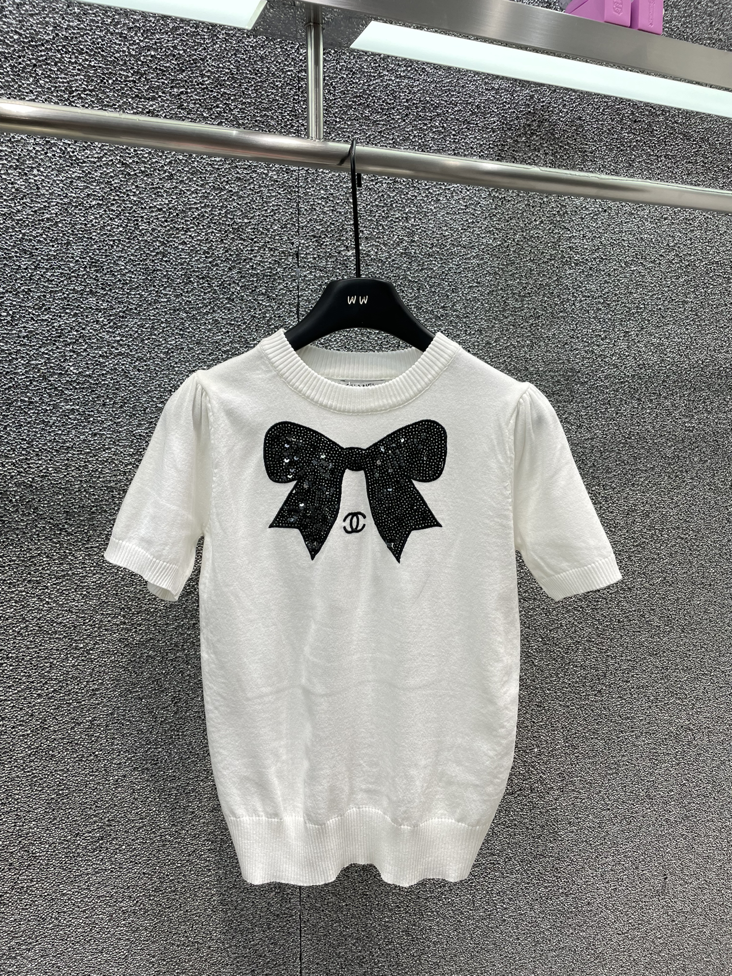 【即発】★ 2024 シャネル 新作 半袖Tシャツ 偽物 2色