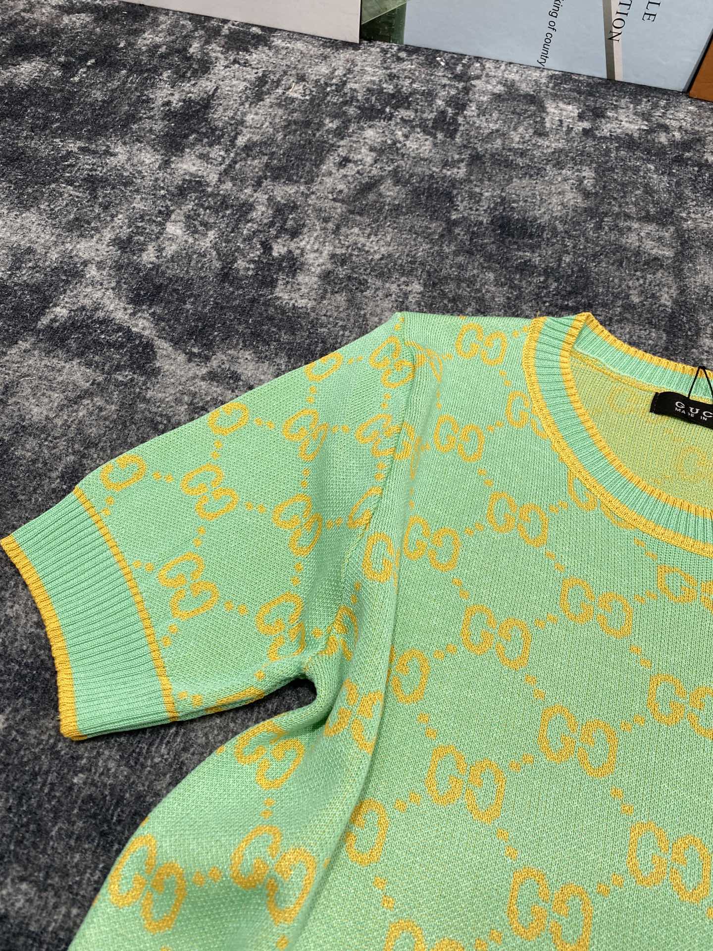 絶対欲しい！2024 グッチ 新作 半袖Tシャツ スーパーコピー