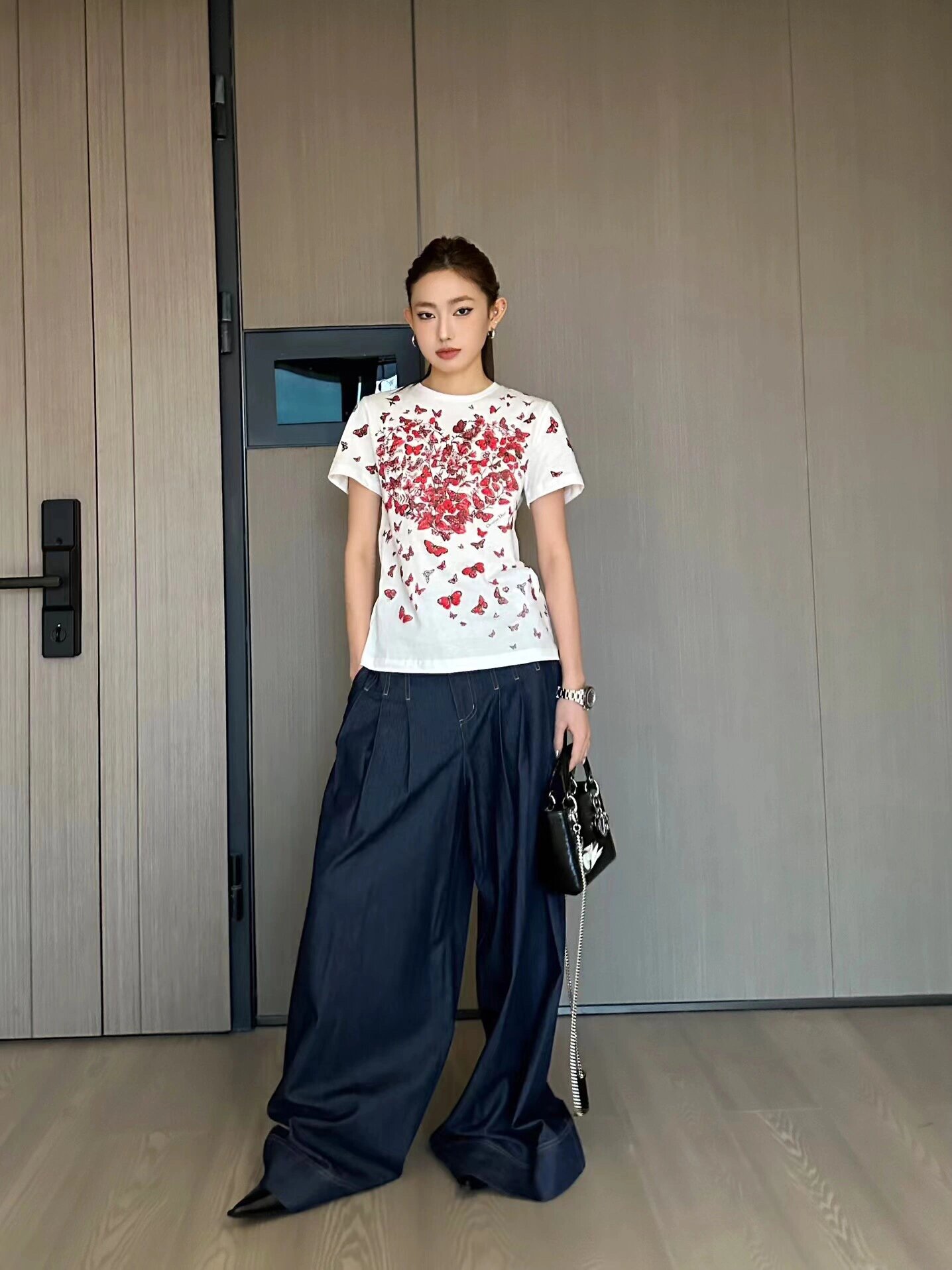《人気★》2024 ディオール 新作 半袖Tシャツ 偽物