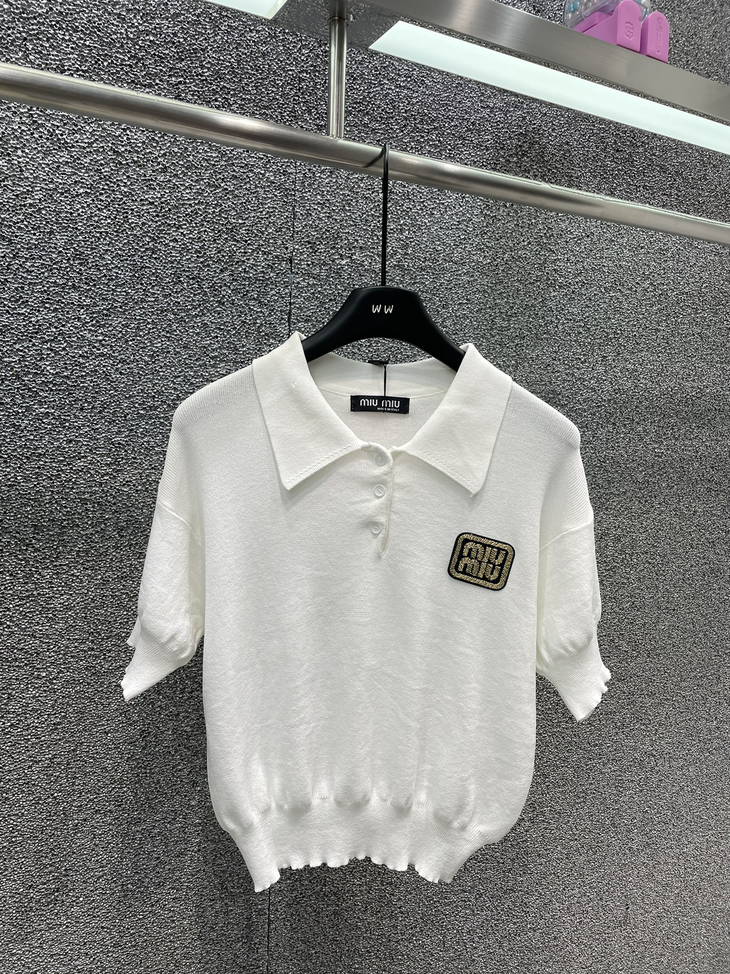 入手困難！2024 ミュウミュウ 新作 半袖Tシャツ コピー 2色
