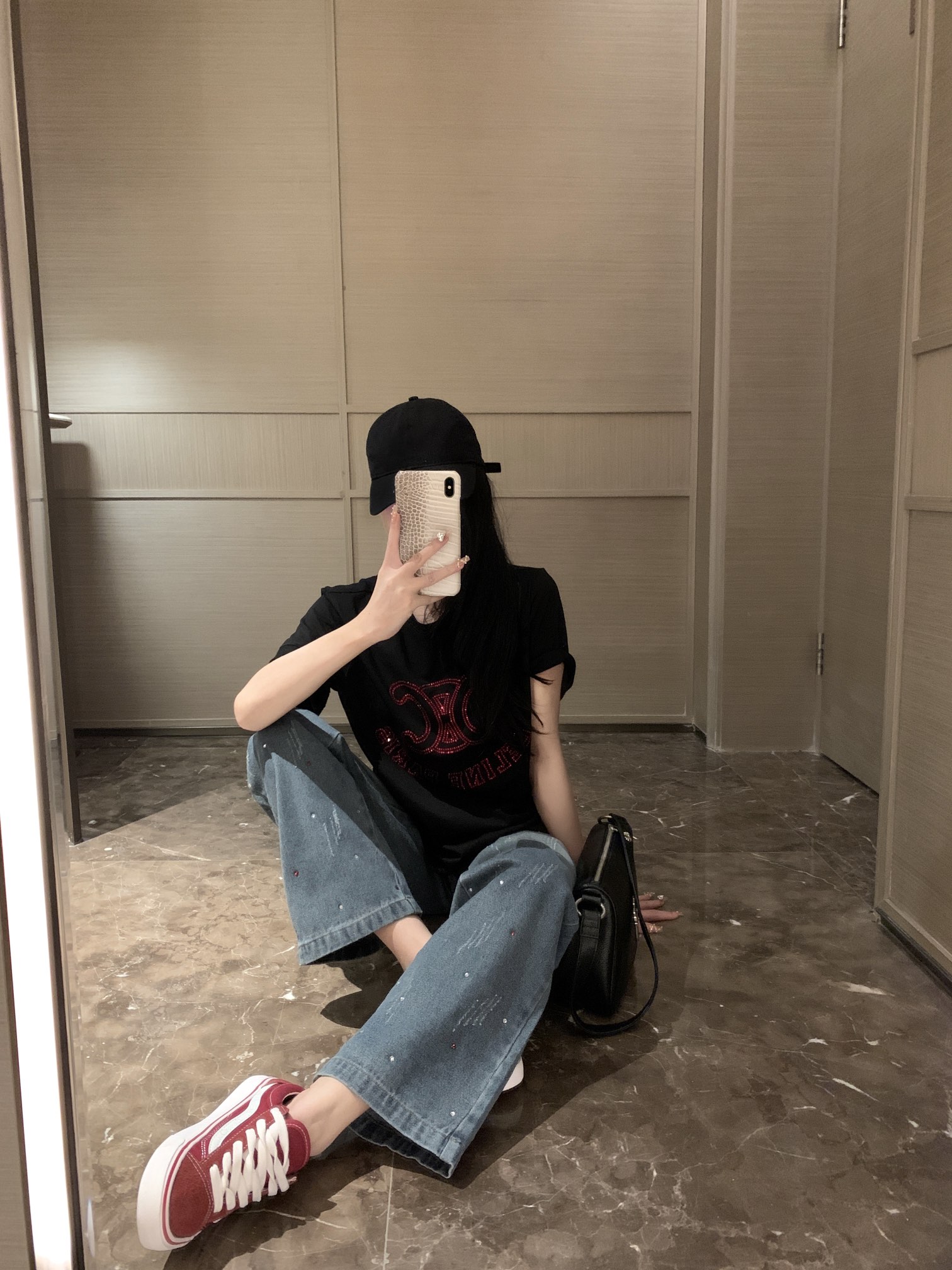 ☆超人気☆ 2024 セリーヌ 新作 半袖Tシャツ コピー
