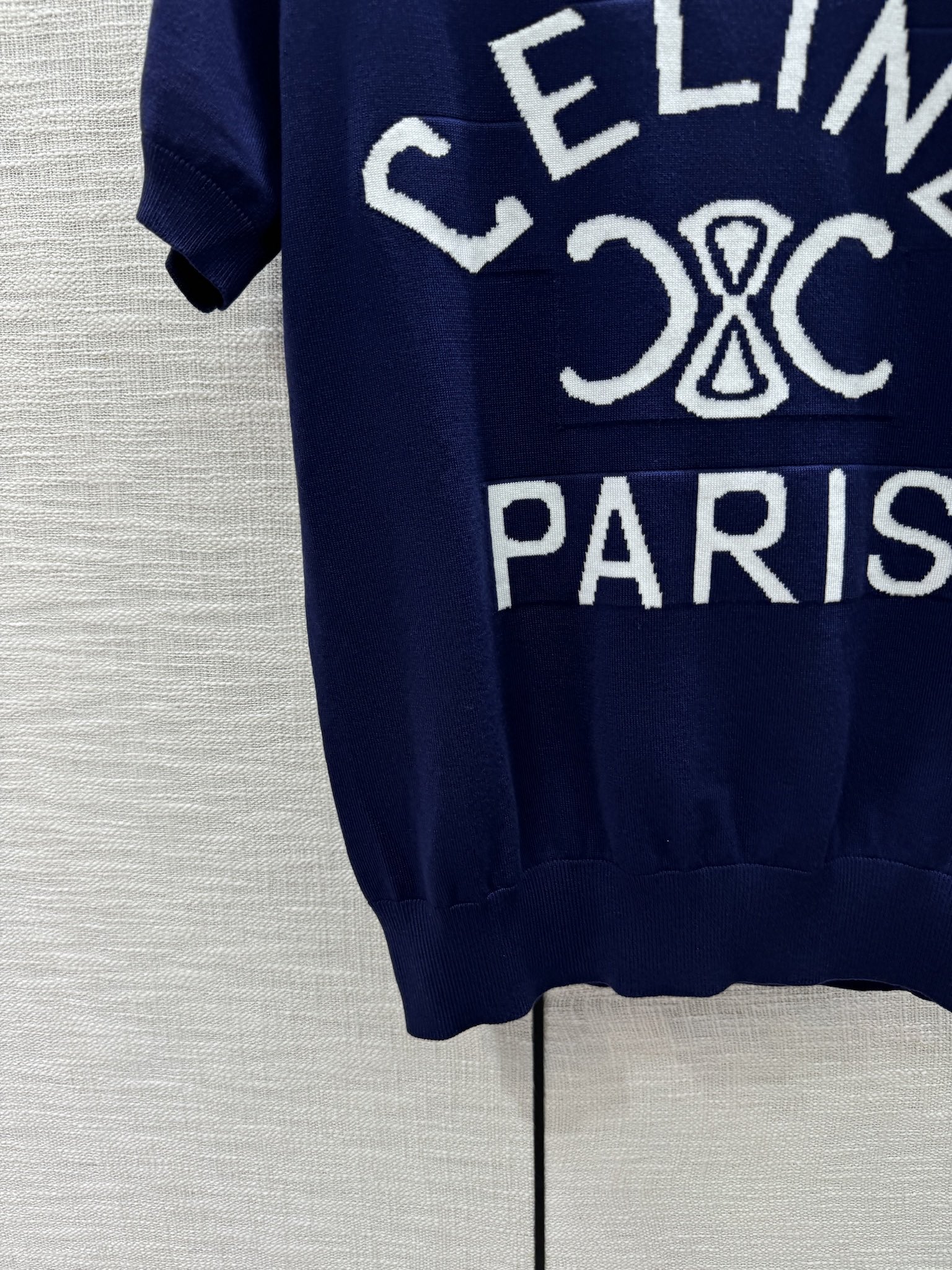 ☆超人気☆ 2024 セリーヌ 新作 半袖Tシャツ 偽物