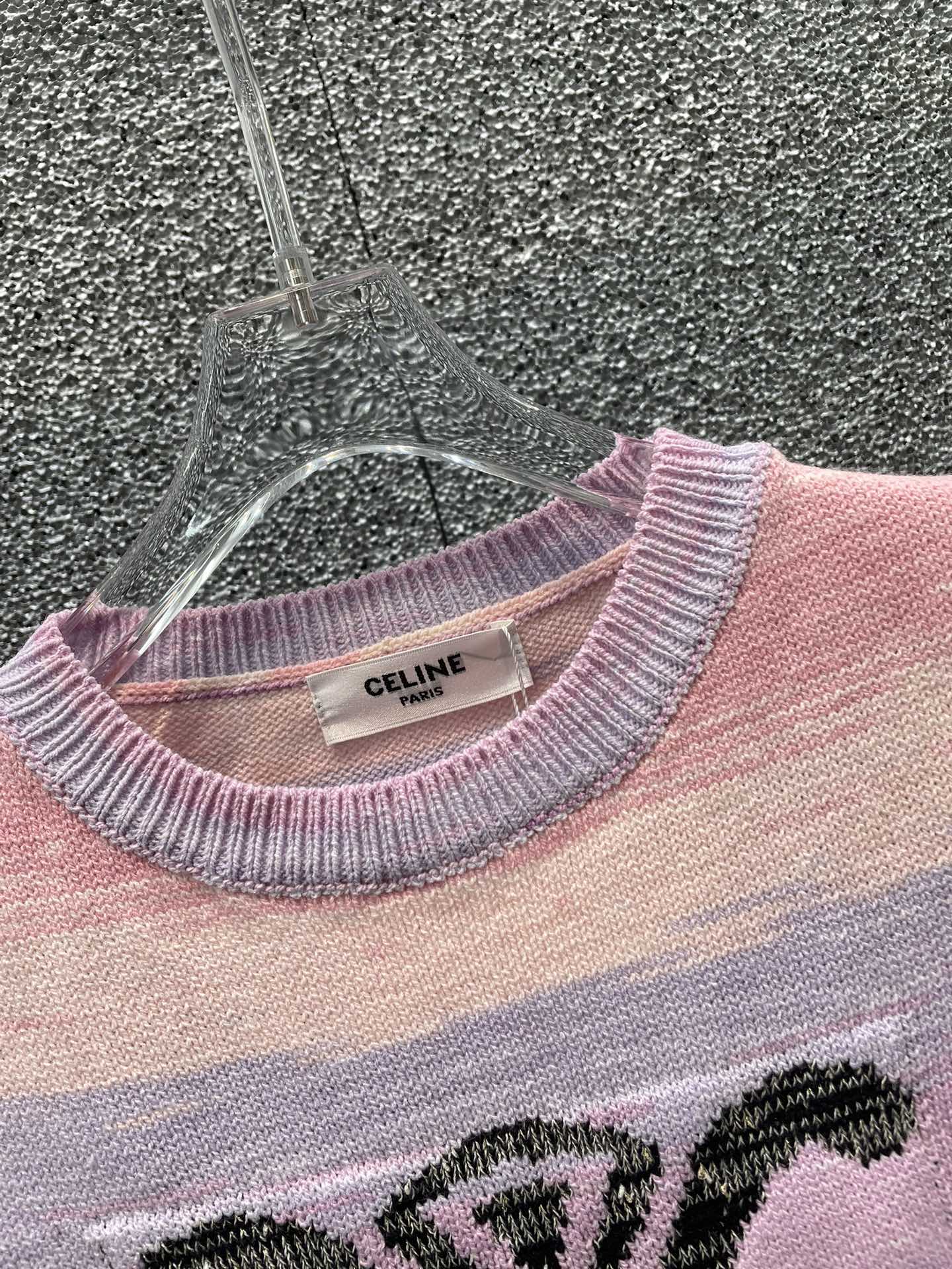 おすすめ 2024 セリーヌ 新作 半袖Tシャツ スーパーコピー