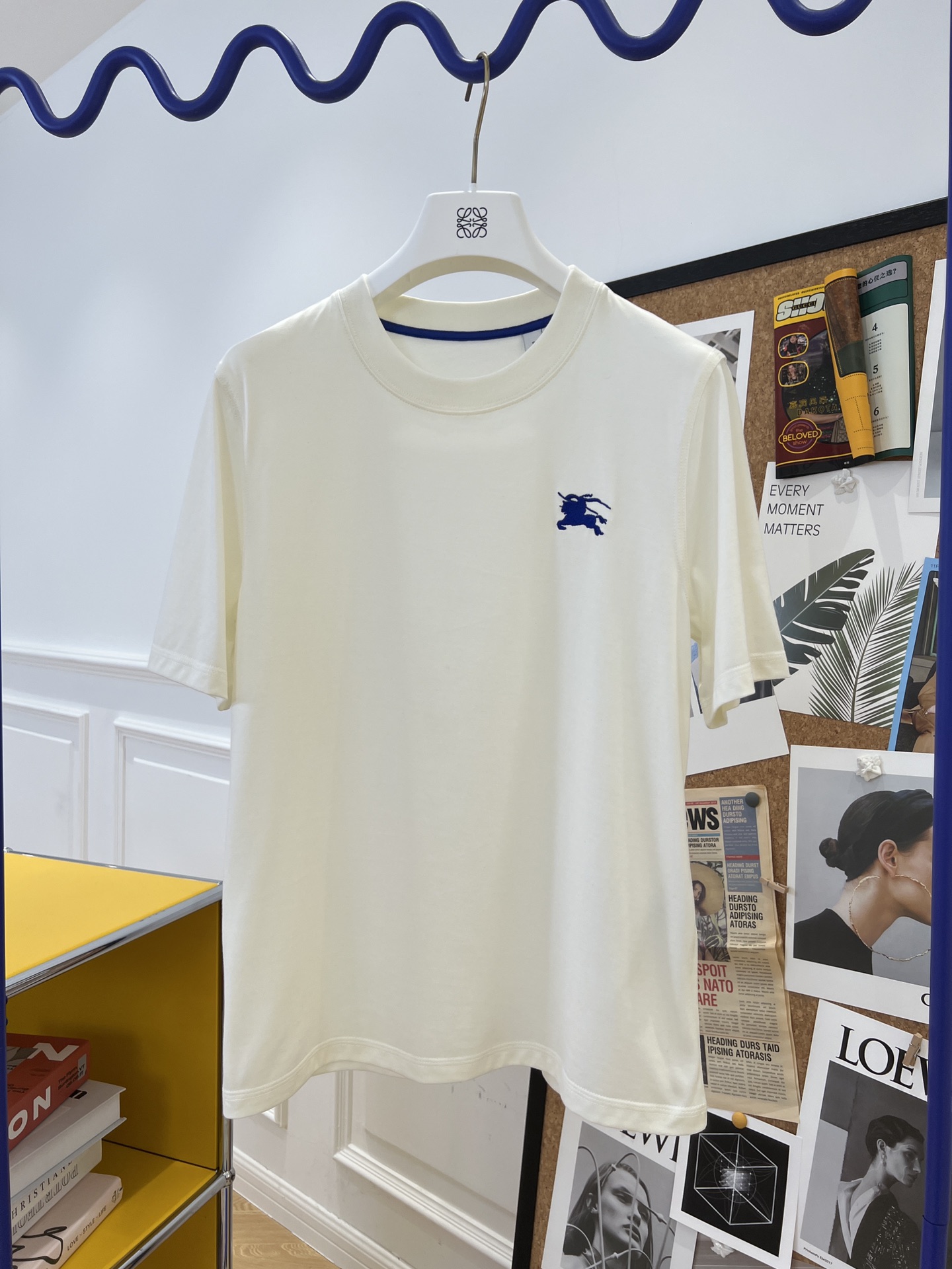 注目アイテム☆ 2024 バーバリー 新作 半袖Tシャツ コピー