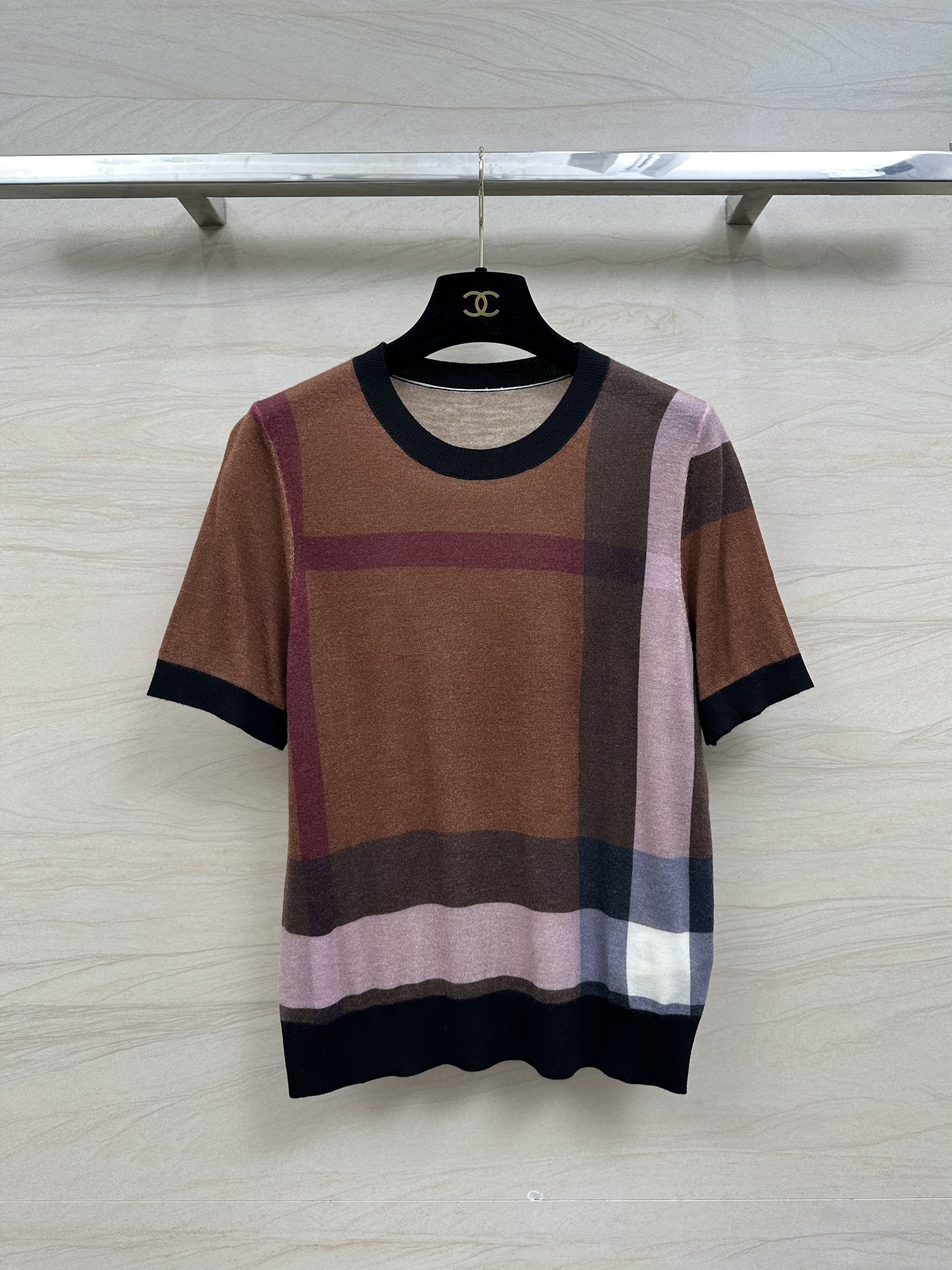 一目惚れ♪ 2024 バーバリー 新作 半袖Tシャツ スーパーコピー