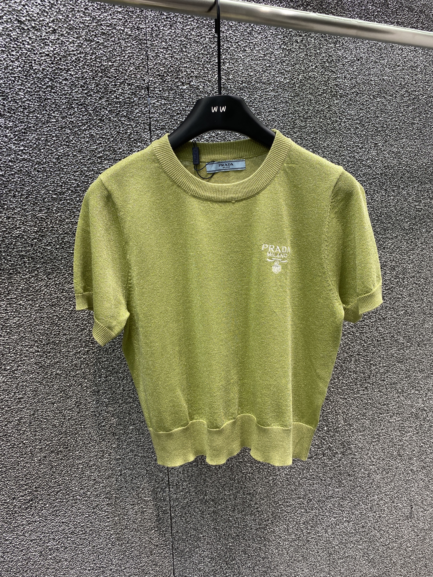高品質♪♪♪ 2024 プラダ 新作 半袖Tシャツ 偽物 2色