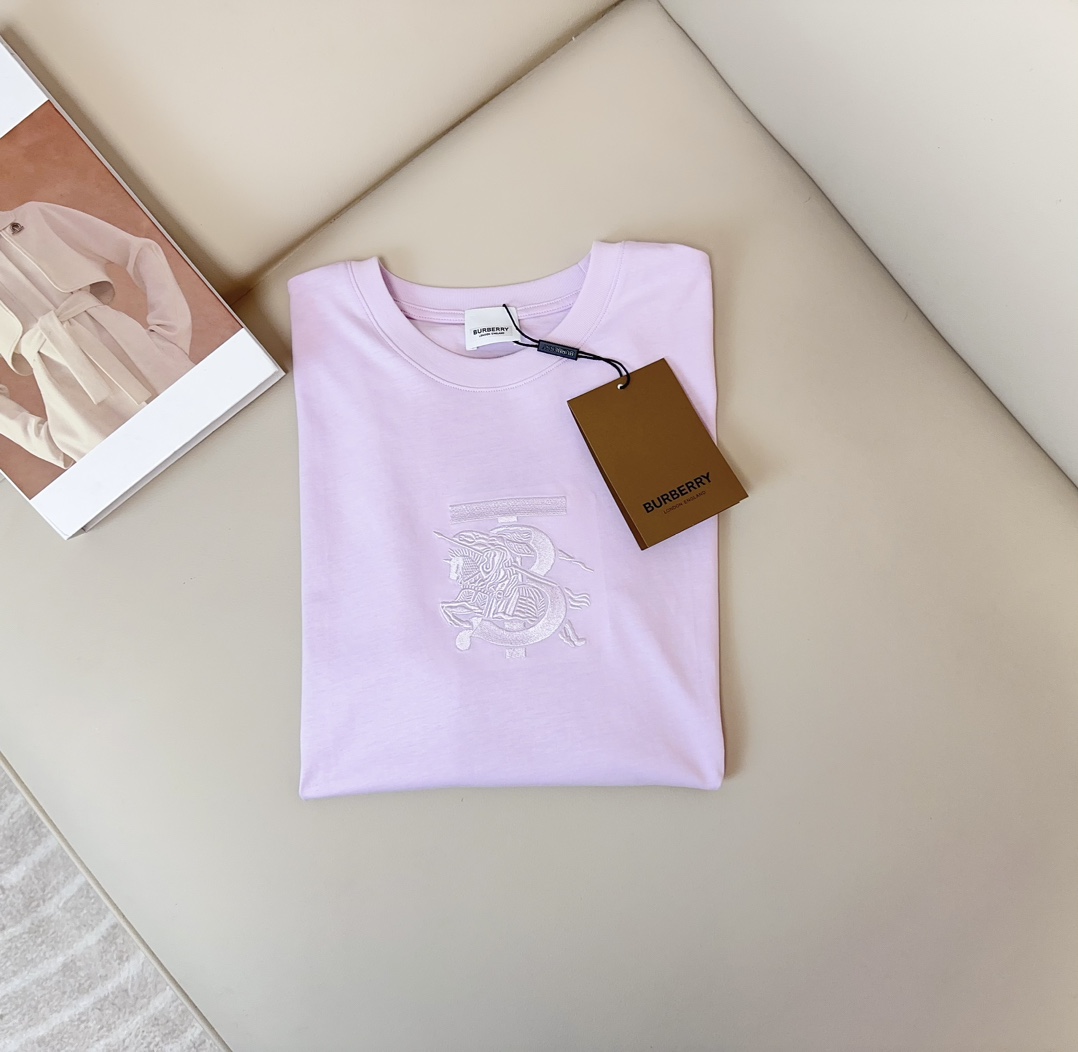 完売必至 ★ 2024 バーバリー 新作 半袖Tシャツ 偽物