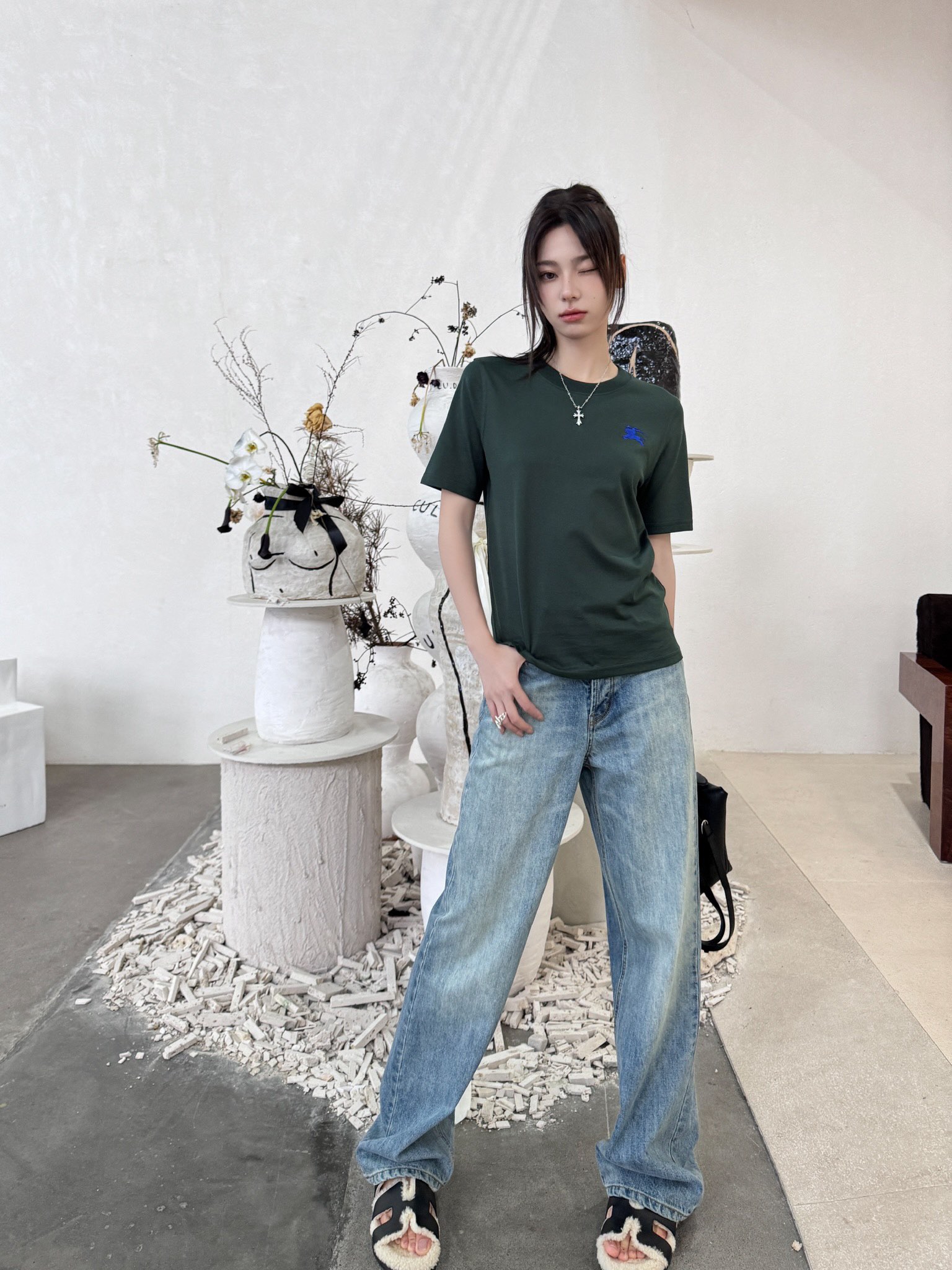 入手困難品！2024 バーバリー 新作 半袖Tシャツ スーパーコピー