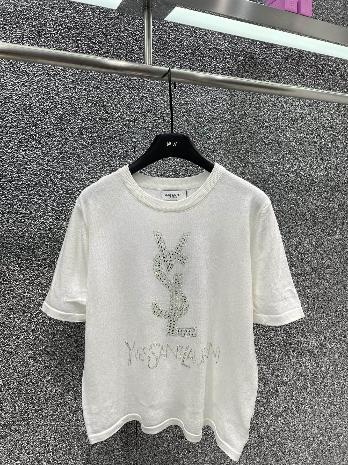 即発送！2024 イヴサンローラン 新作 半袖Tシャツ 偽物 2色