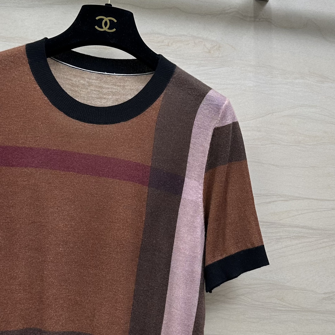一目惚れ♪ 2024 バーバリー 新作 半袖Tシャツ スーパーコピー