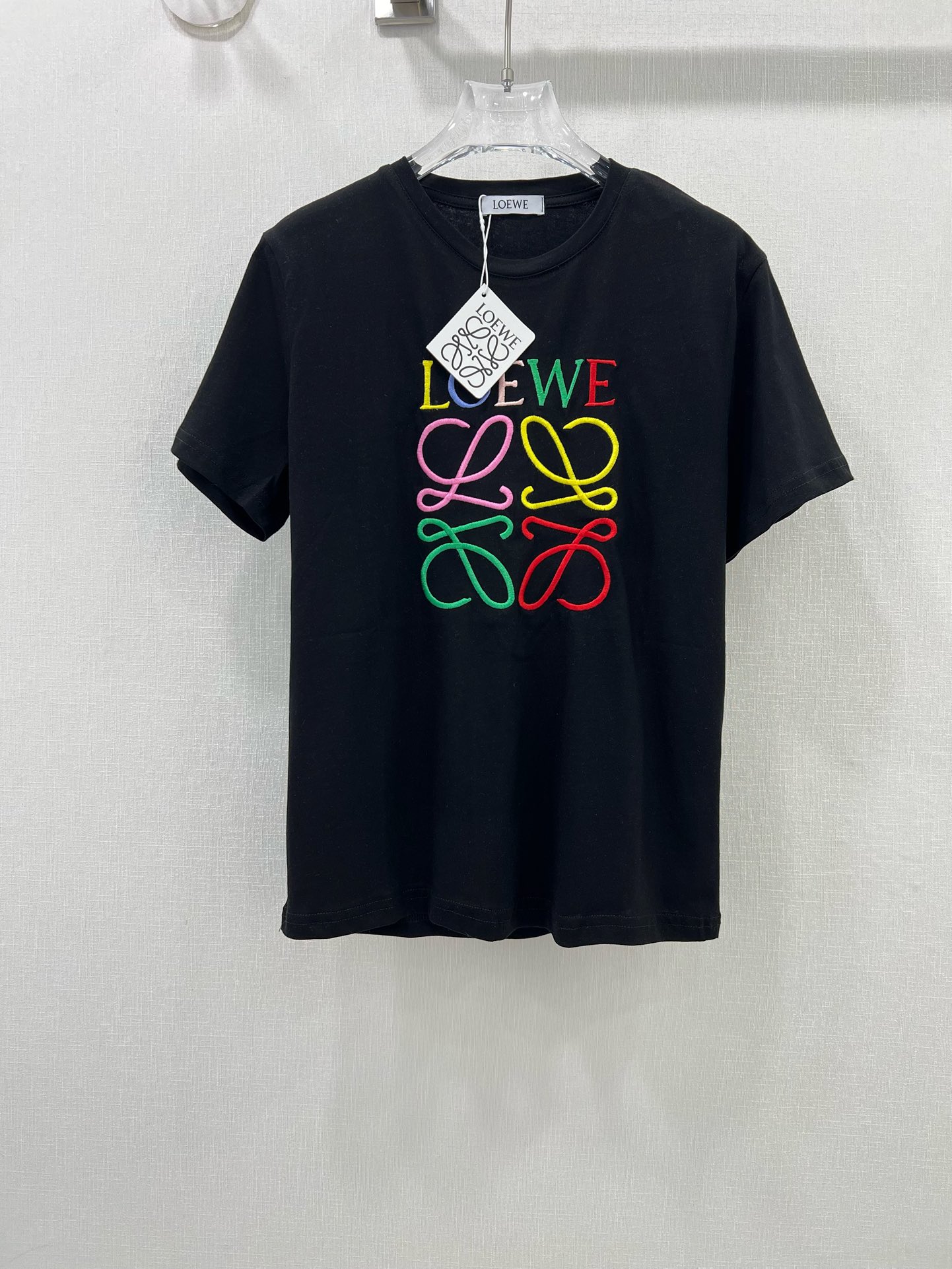 ☆超人気☆ 2024 ロエベ 新作 半袖Tシャツ 偽物