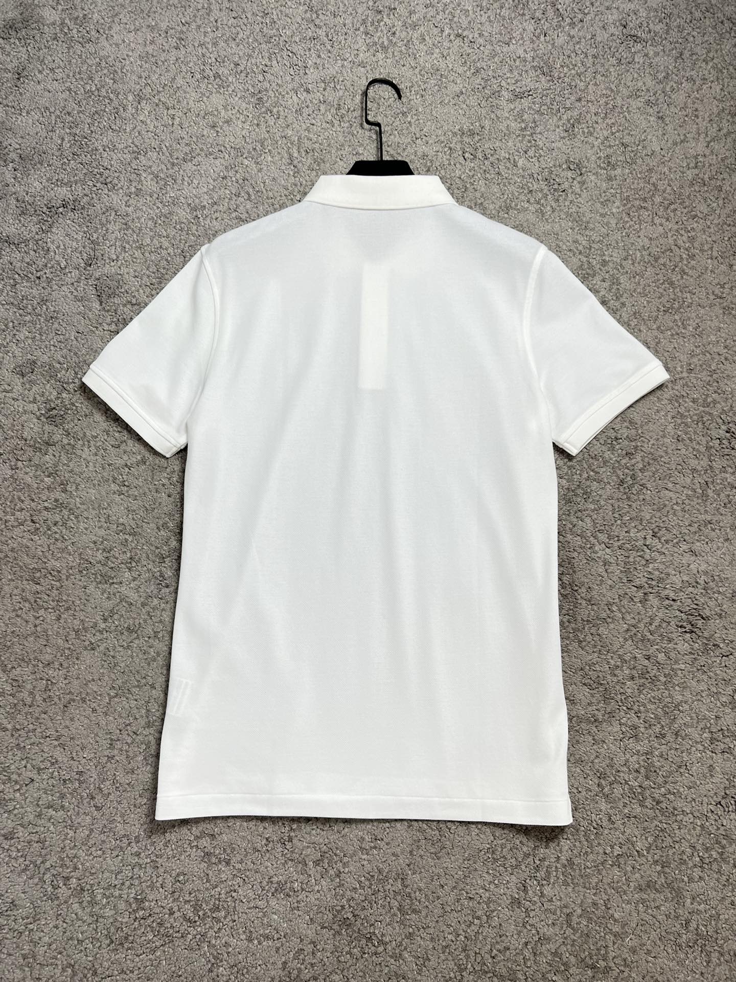【使い勝手抜群】2024 イヴサンローラン 新作 半袖Tシャツ スーパーコピー