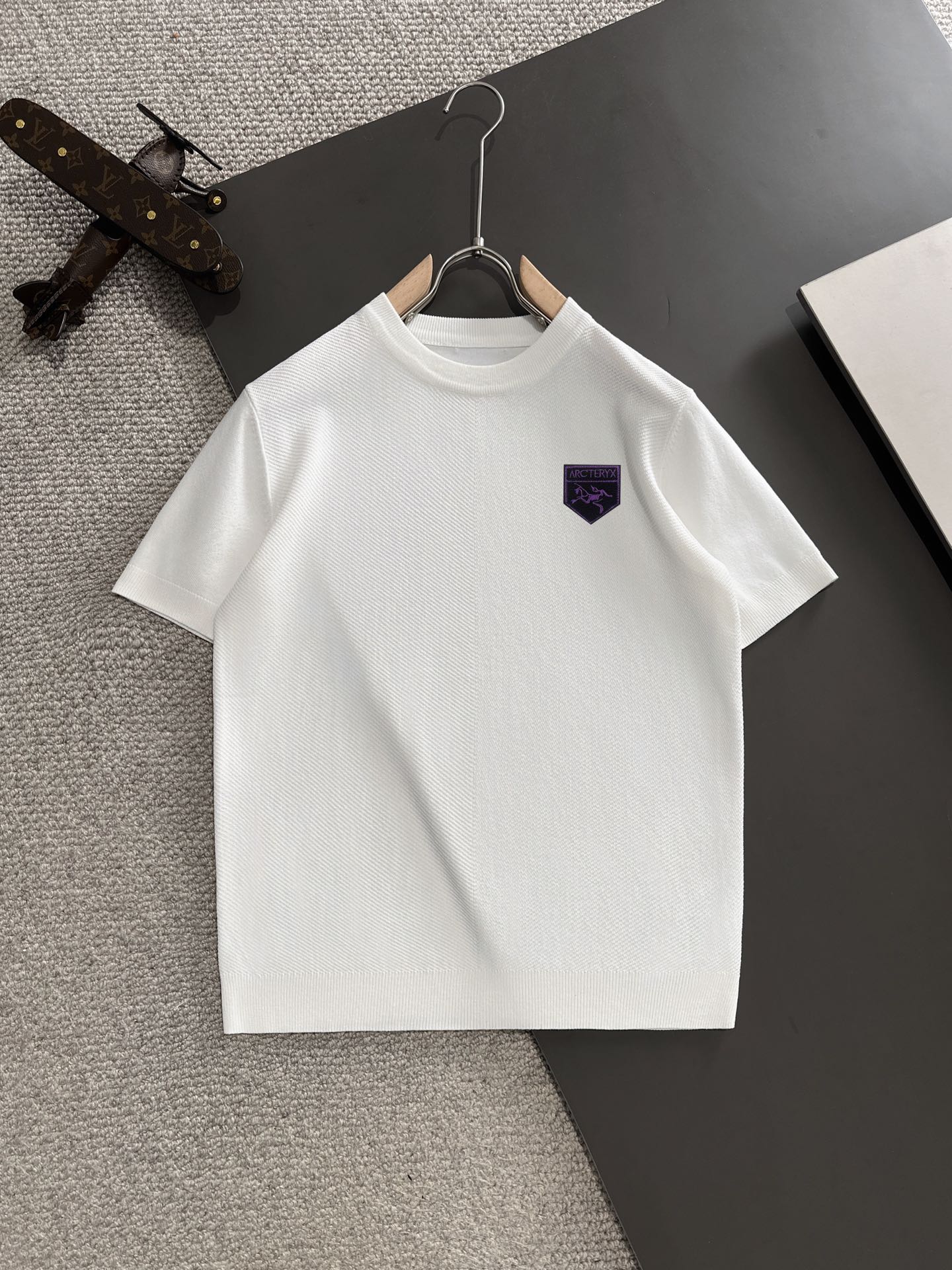 ☆超人気☆ 2024 アークテリクス 新作 半袖Tシャツ スーパーコピー
