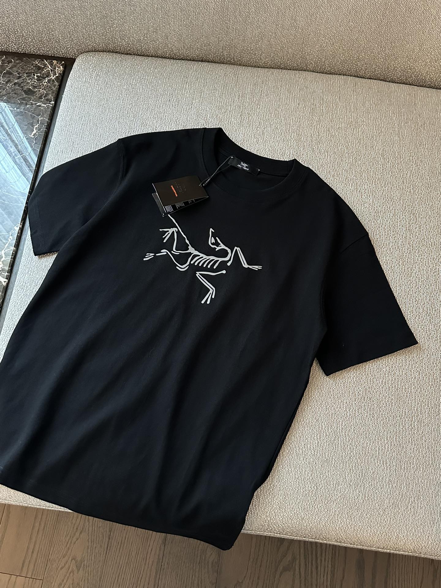 注目アイテム☆ 2024 アークテリクス 新作 半袖Tシャツ スーパーコピー 2色