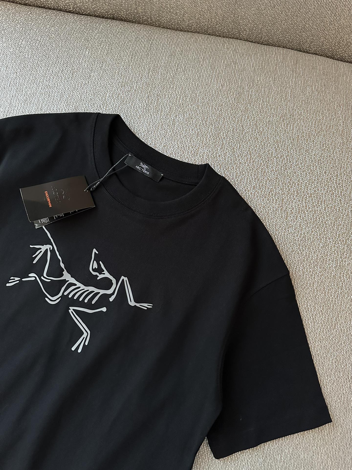 注目アイテム☆ 2024 アークテリクス 新作 半袖Tシャツ スーパーコピー 2色