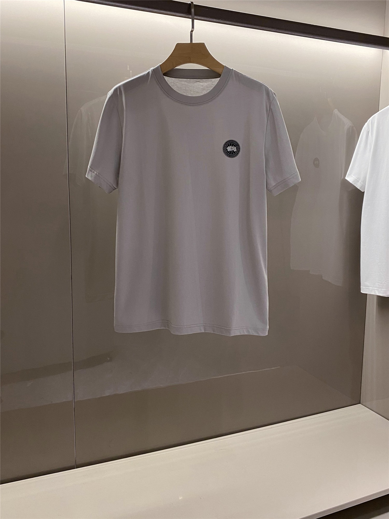 完売必至 2024 カナダグース 新作 半袖Tシャツ コピー