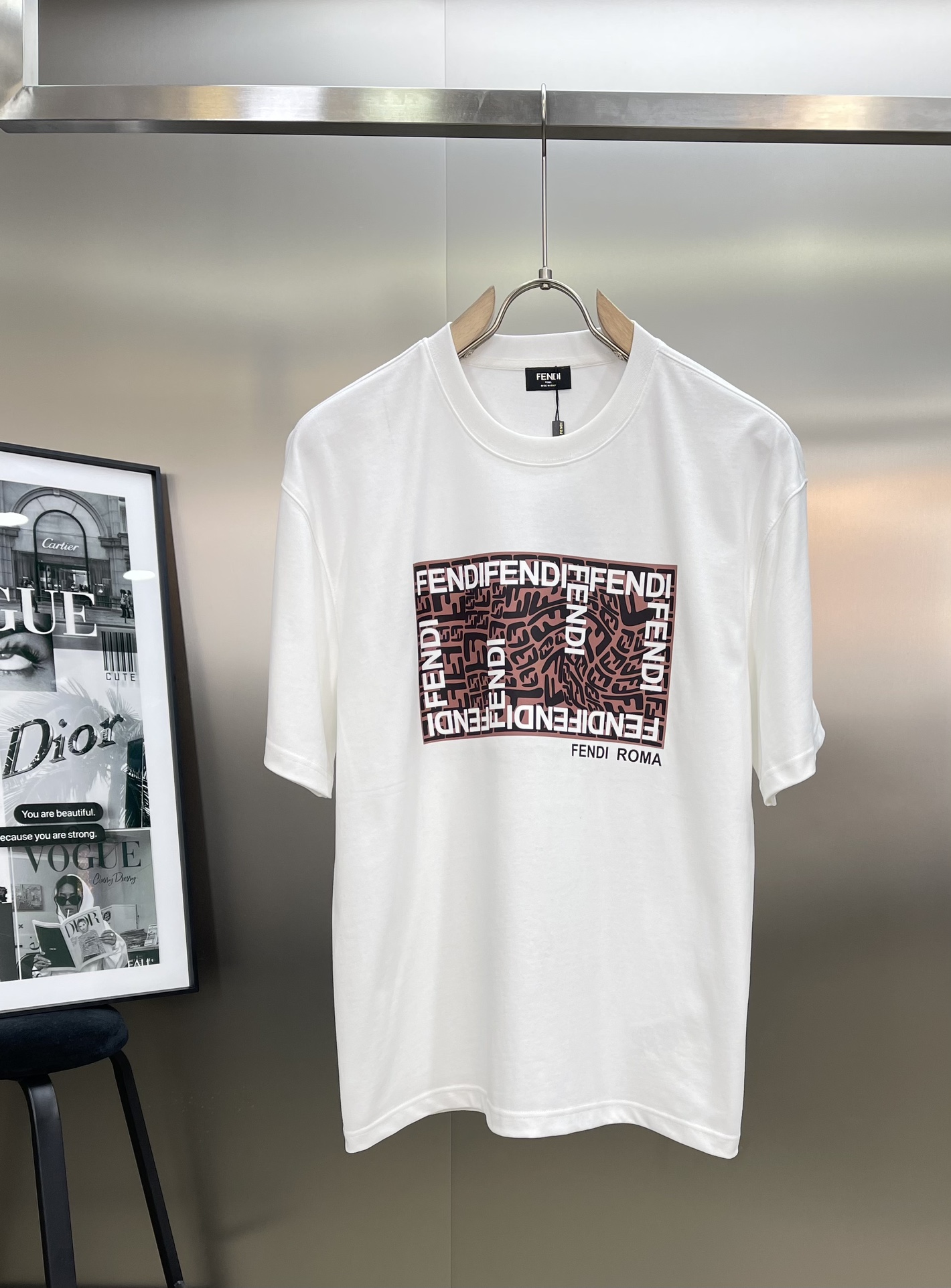 高品質♪♪♪ 2024 オフホワイト x フェンディ 新作 半袖Tシャツ 偽物 3色