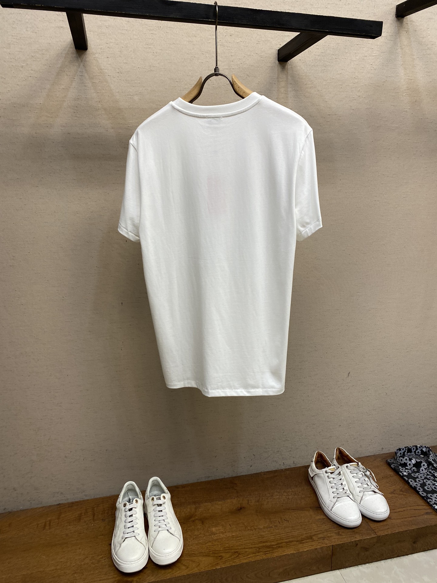 最安値挑戦 2024 ケンゾー 新作 半袖Tシャツ 偽物