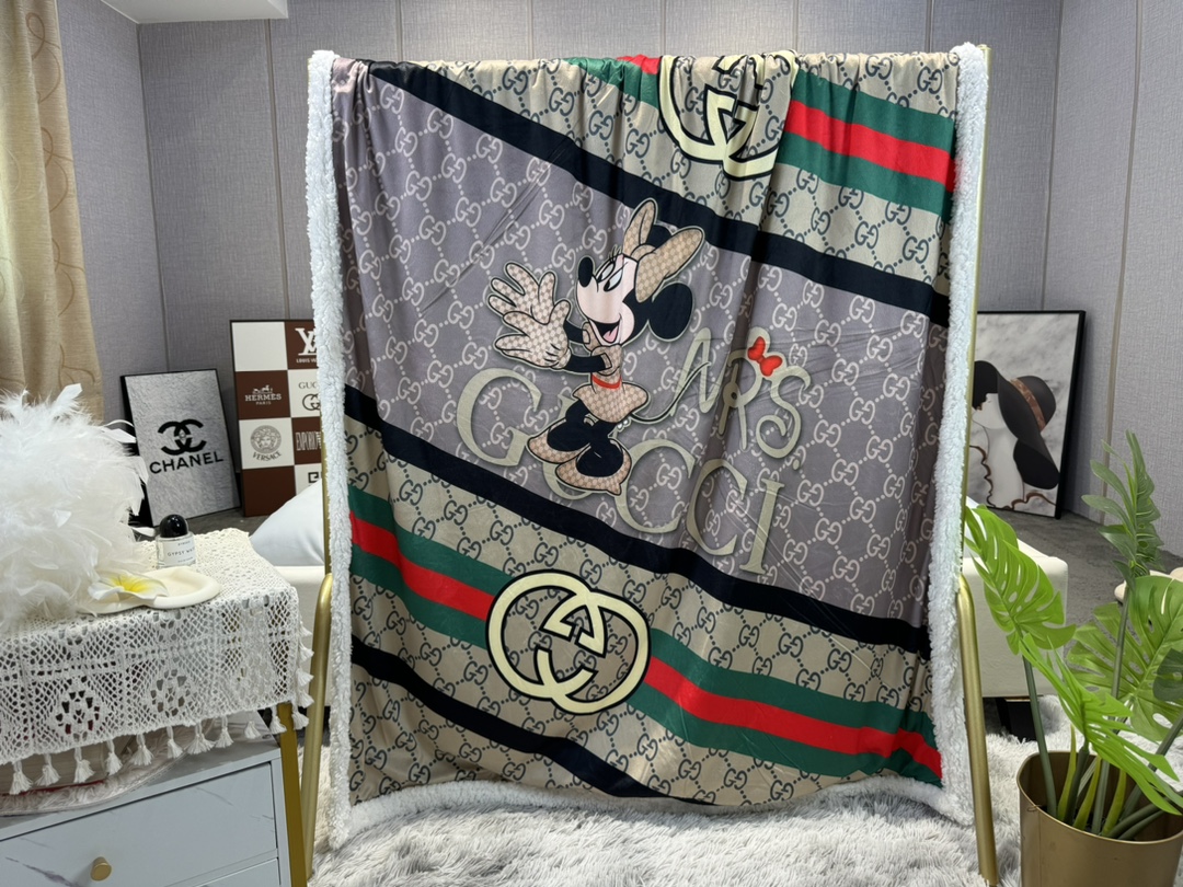 ★日本!!人気！グッチ 2024新作 ブランケット 新居寝具用品