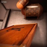 日本未入荷 ルイヴィトン 2024新作 小物入れ収納ボックス 新居寝具用品 古典胡桃の木の盆(正方の盆)