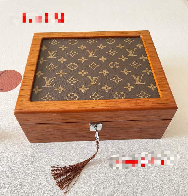 入手困難品!ルイヴィトン 2024新作 小物入れ収納ボックス 新居寝具用品 8つの時計ケースです