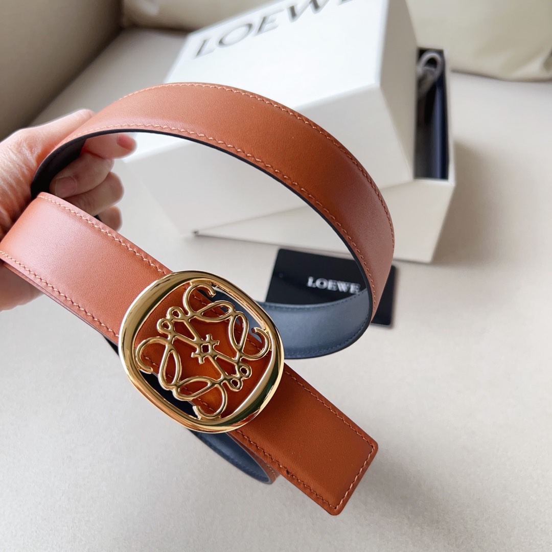 使い勝手良し ロエベ 新作 レディースベルト スーパーコピー 32mm