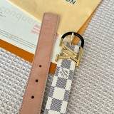 【使い勝手抜群】ルイヴィトン 新作 レディースベルト コピー 30mm
