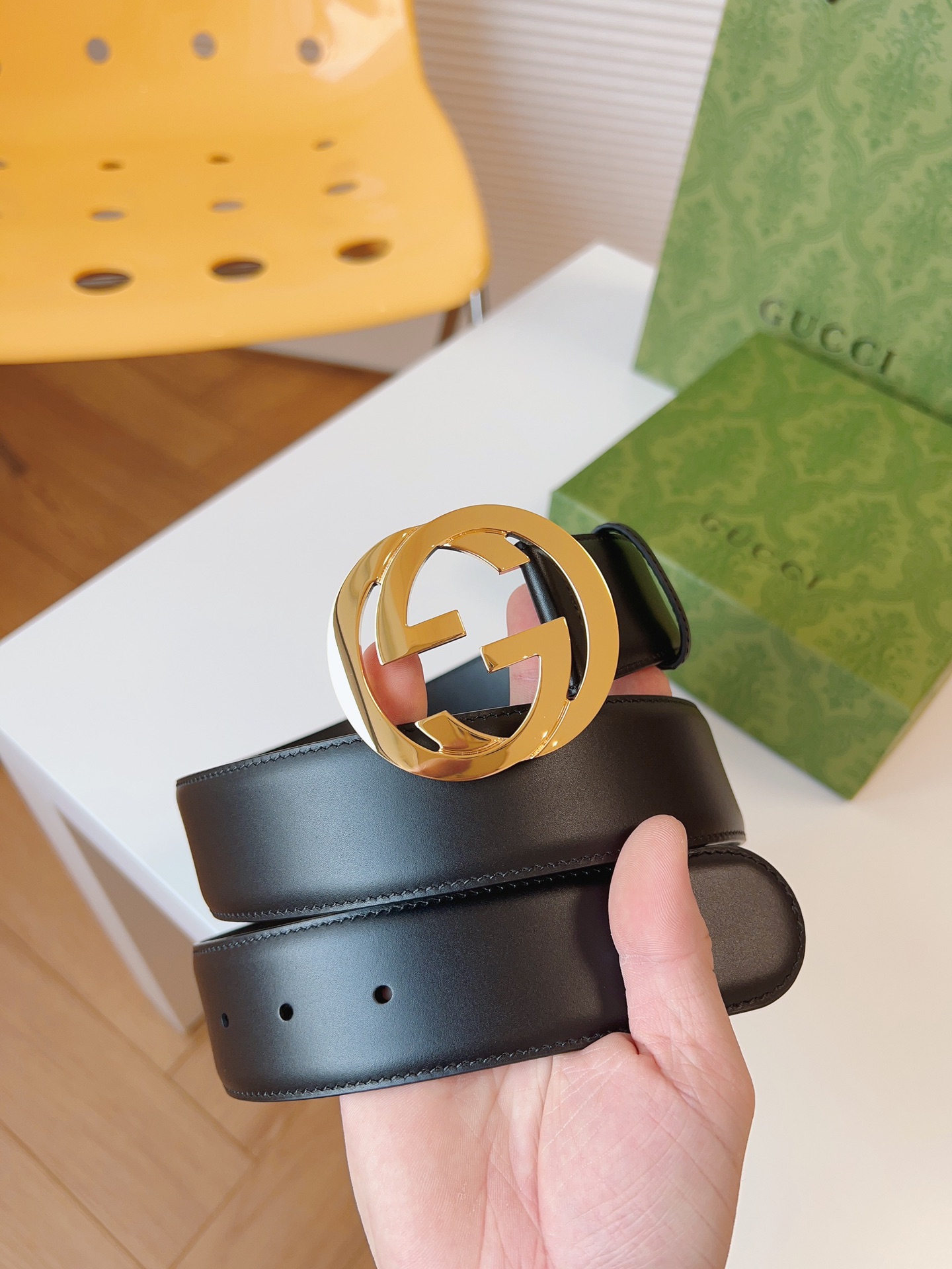争奪戦 グッチ 新作 メンズベルト 偽物 40mm