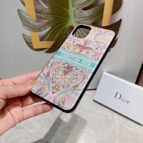 肌触り最高な 2024 ディオール 新作 iPhone ケース 全機種 販売 コピー