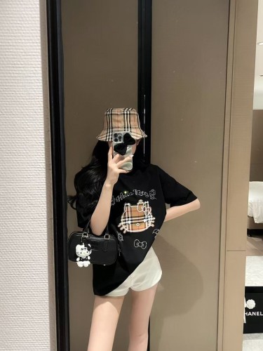 注目度抜群！2025 バーバリー 新作 半袖Tシャツ コピー