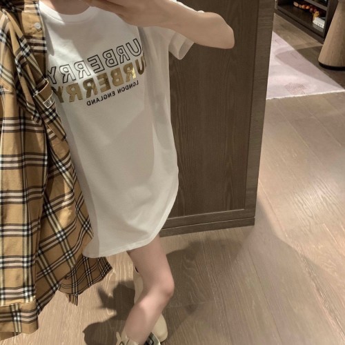 超希少！2025 バーバリー 新作 半袖Tシャツ コピー