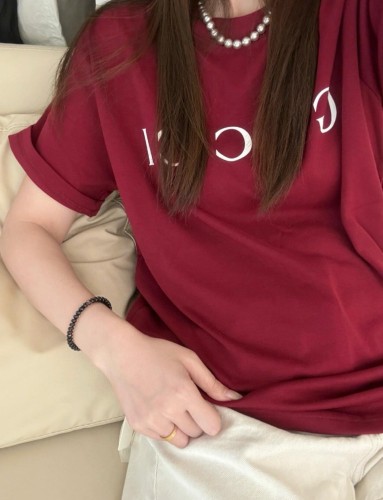 入手困難品！2025 グッチ 新作 半袖Tシャツ コピー
