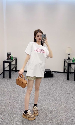 高品質 2025 グッチ 新作 半袖Tシャツ スーパーコピー