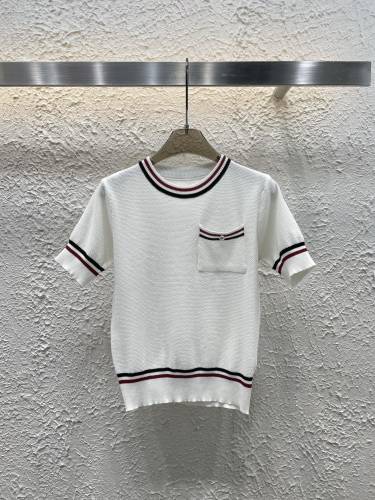 ☆超人気☆ 2025 トム·ブラウン 新作 半袖Tシャツ 偽物 3色