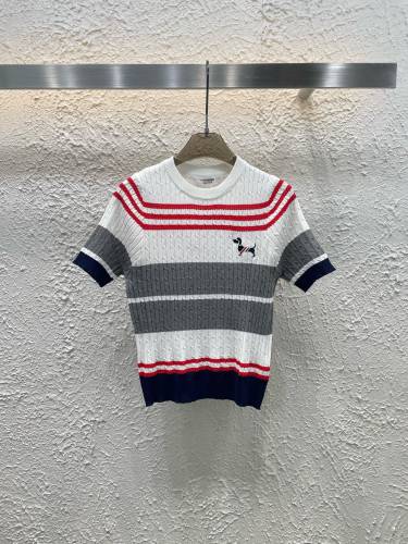 絶対欲しい！2025 トム·ブラウン 新作 半袖Tシャツ 偽物