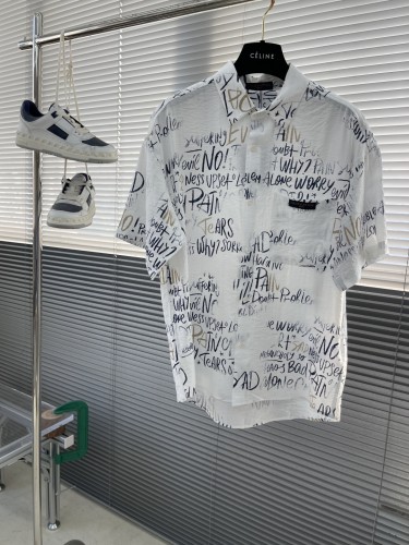 肌触り最高な 2025 ルイヴィトン 新作 半袖Tシャツ コピー