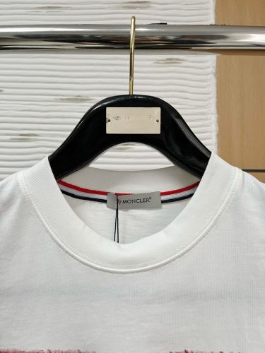 完売必至 ★ 2025 モンクレール 新作 半袖Tシャツ スーパーコピー