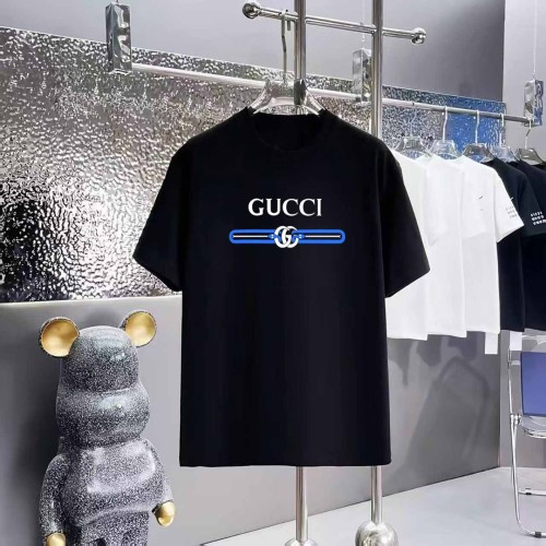 世界中で大人気♪ 2025 グッチ 新作 半袖Tシャツ 偽物