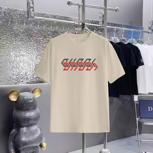 【大特価】2025 グッチ 新作 半袖Tシャツ コピー