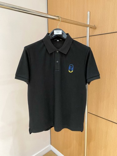 人気急上昇新作 2025 フェンディ 新作 半袖Tシャツ スーパーコピー