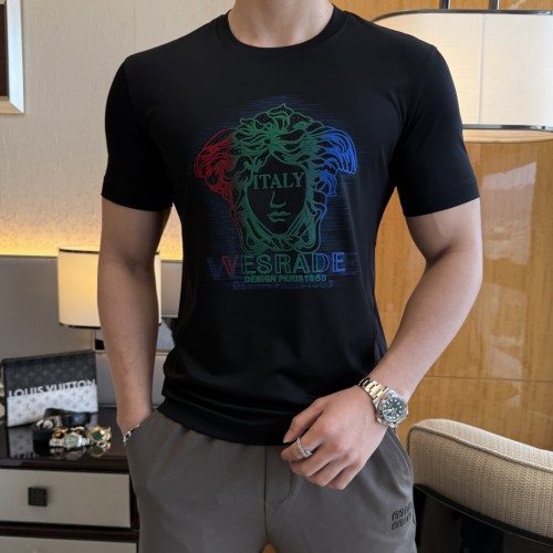 完売必至 2025 ヴェルサーチェ 新作 半袖Tシャツ コピー