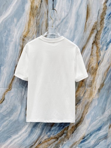 完売必至 ★ 2025 ヴェルサーチェ 新作 半袖Tシャツ 偽物