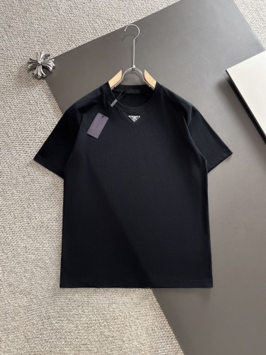 定番人気！ 2025 プラダ 新作 半袖Tシャツ コピー