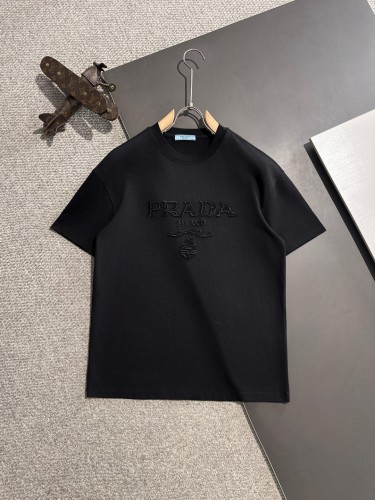 絶対欲しい！2025 プラダ 新作 半袖Tシャツ コピー