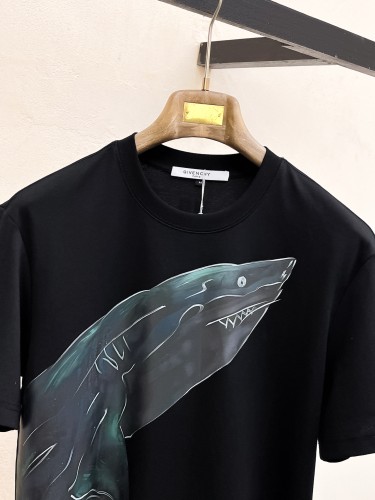 【限定カラー】2025 ジバンシー 新作 半袖Tシャツ コピー