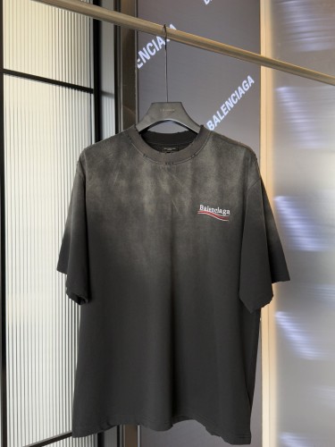 定番人気！2025 バレンシアガ 新作 半袖Tシャツ スーパーコピー 2色